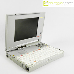 Olivetti, computer portatile Philos 44, Michele de Lucchi (3)