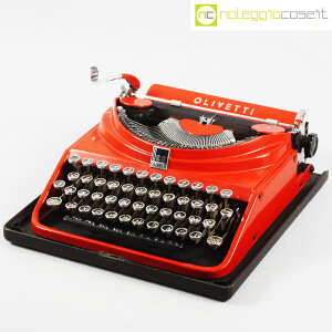 Olivetti, macchina da scrivere ICO MP1 rossa, Aldo e Adriano Magnelli (1)
