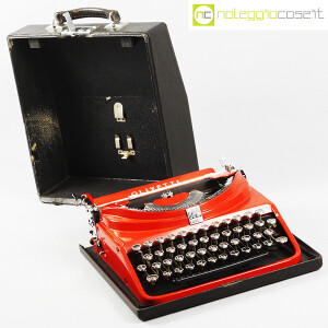 Olivetti, macchina da scrivere ICO MP1 rossa, Aldo e Adriano Magnelli (3)