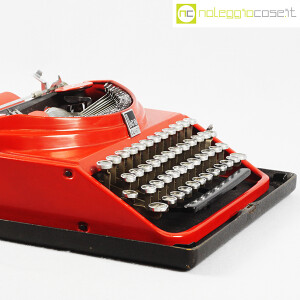 Olivetti, macchina da scrivere ICO MP1 rossa, Aldo e Adriano Magnelli (6)