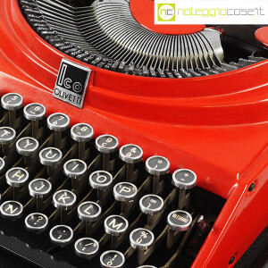 Olivetti, macchina da scrivere ICO MP1 rossa, Aldo e Adriano Magnelli (7)